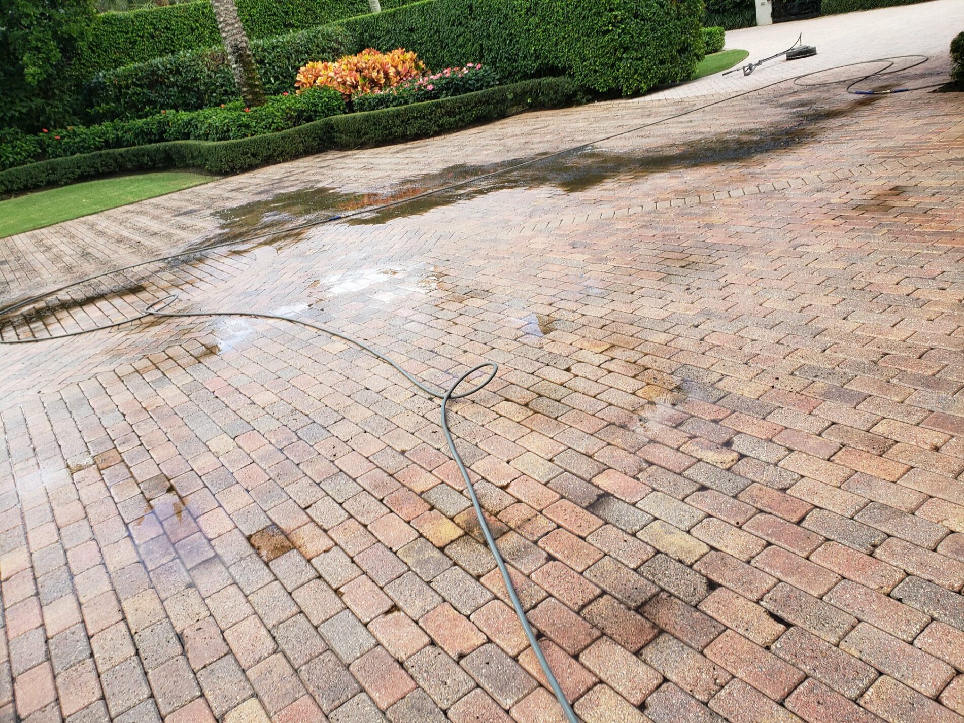 pressure cleaning west melbourne